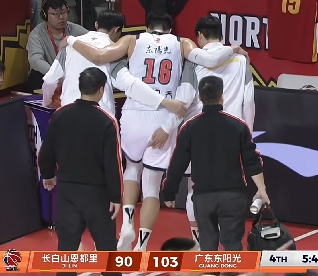 星空体育app下载-广东今日早报！焦泊乔伤情更新，威姆斯正式回归，杜锋深夜发声